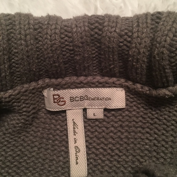 BCBG generation sleeveless knit sweater - Picture 4 of 5